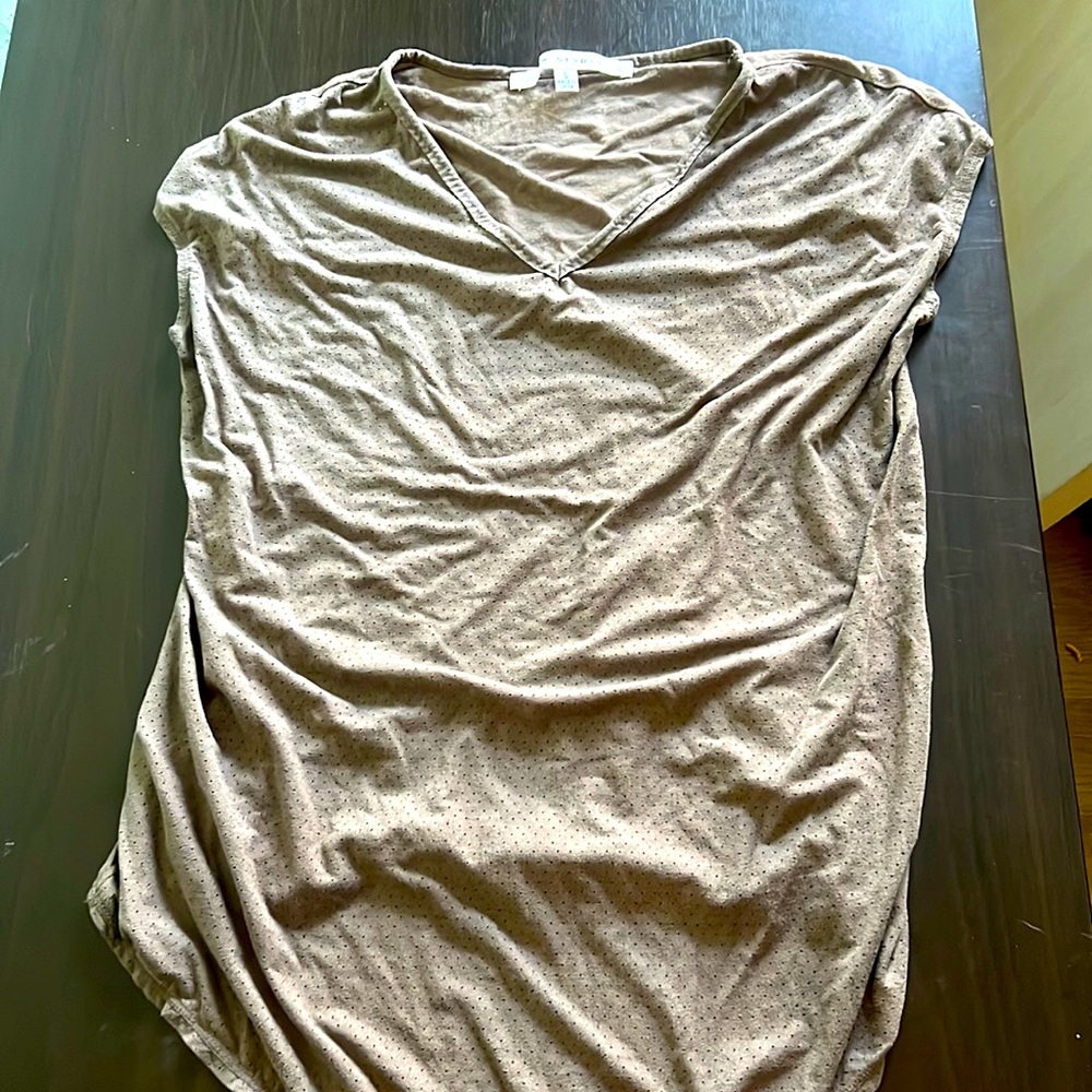Max Studio small top